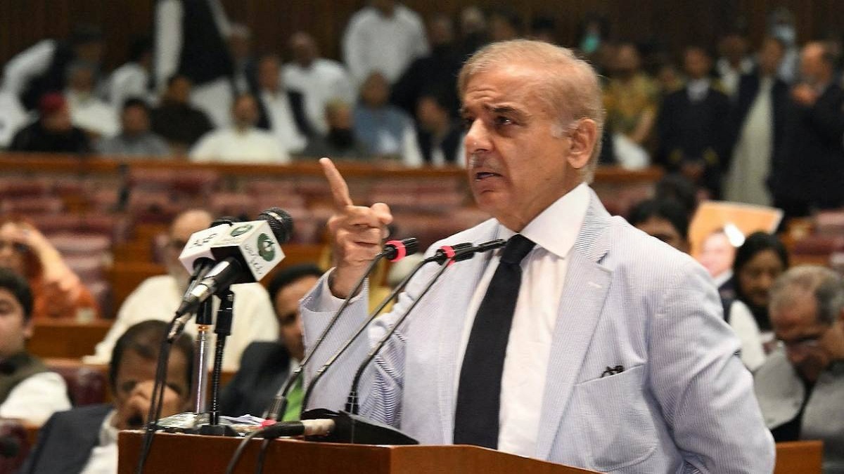 আল্লাহ সাক্ষী, অভিযোগ প্রমাণ হলে গদি ছেড়ে দেবো; প্রথম ভাষণে যা বললেন পাক প্রধানমন্ত্রী