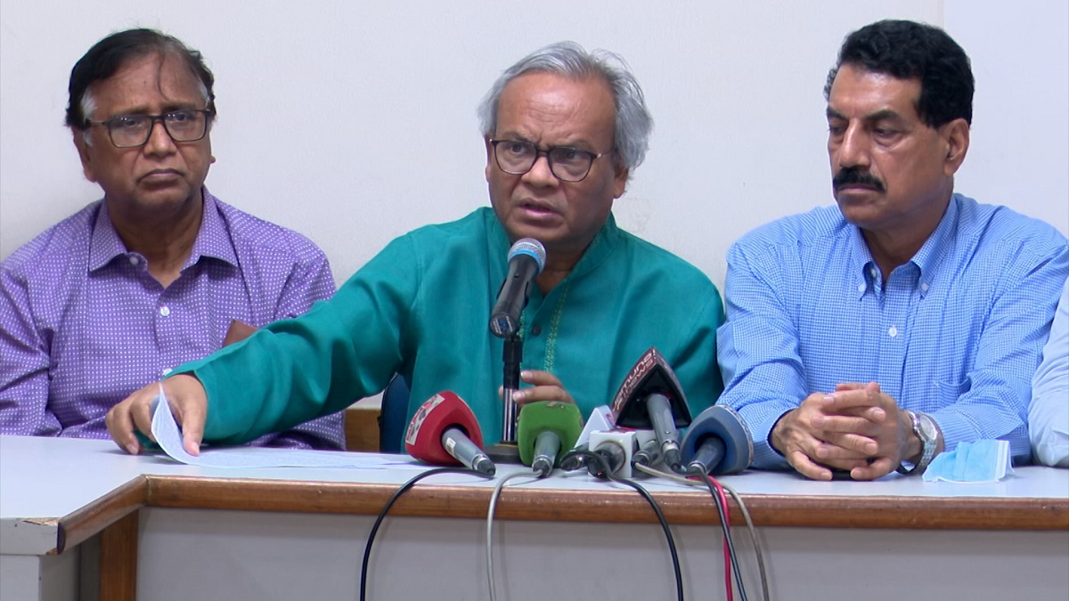 সরকার এখন টিকে আছে চাপার জোরে: রিজভী