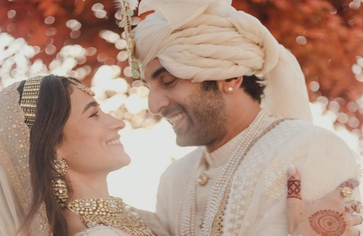 সাত পাকে বাঁধা পড়লেন ‘রণলিয়া’