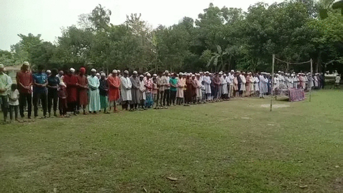 সম্পন্ন হলো সাকিবের শাশুড়ির জানাজা ও দাফন