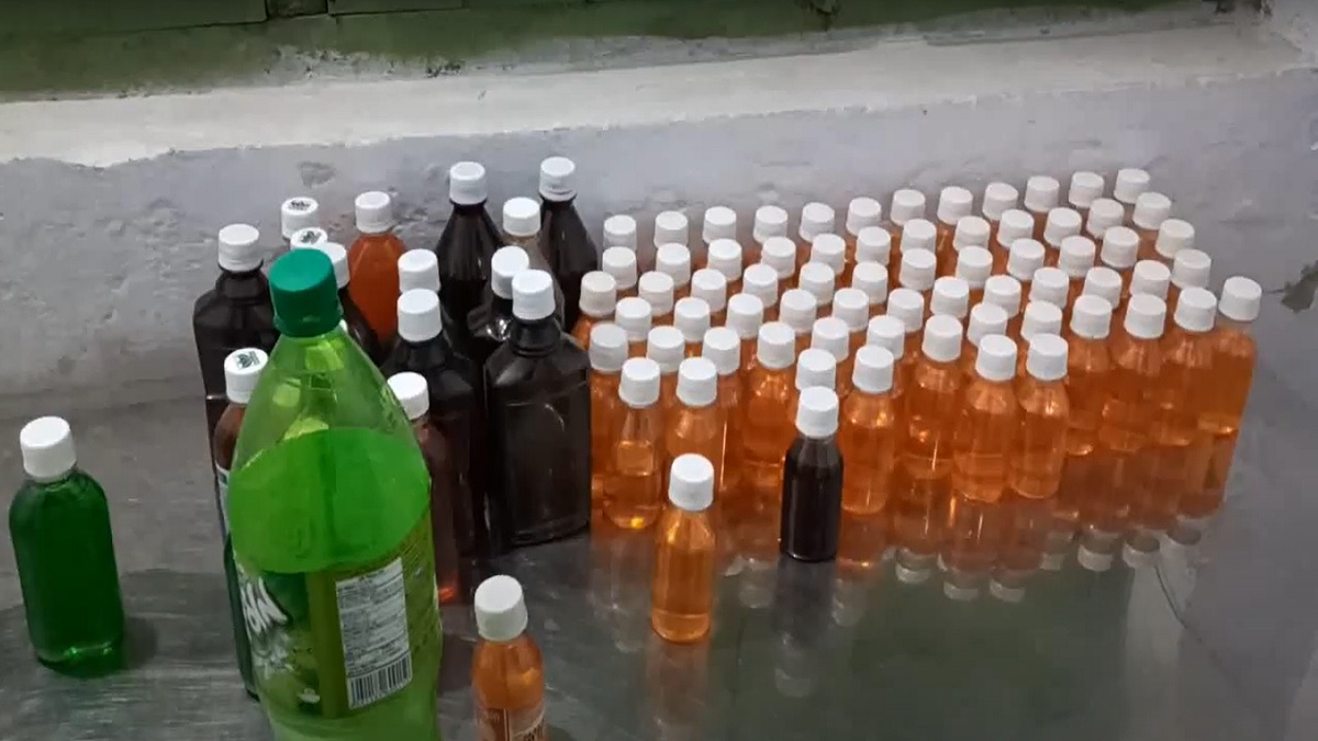 চুয়াডাঙ্গায় সিলগালা করা হলো নকল ওষুধ তৈরির কারখানা