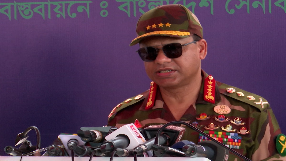 সেনাবাহিনী জনগণের পাশে থেকে যেকোনো দায়িত্ব পালনে প্রস্তুত: সেনাপ্রধান