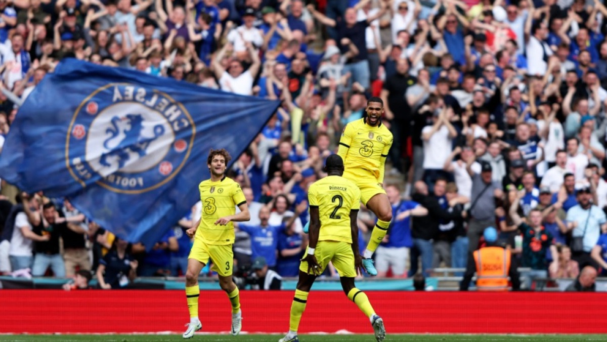 এফএ কাপের ফাইনালে চেলসি, বেনজেমার জাদুতে রিয়ালের জয়