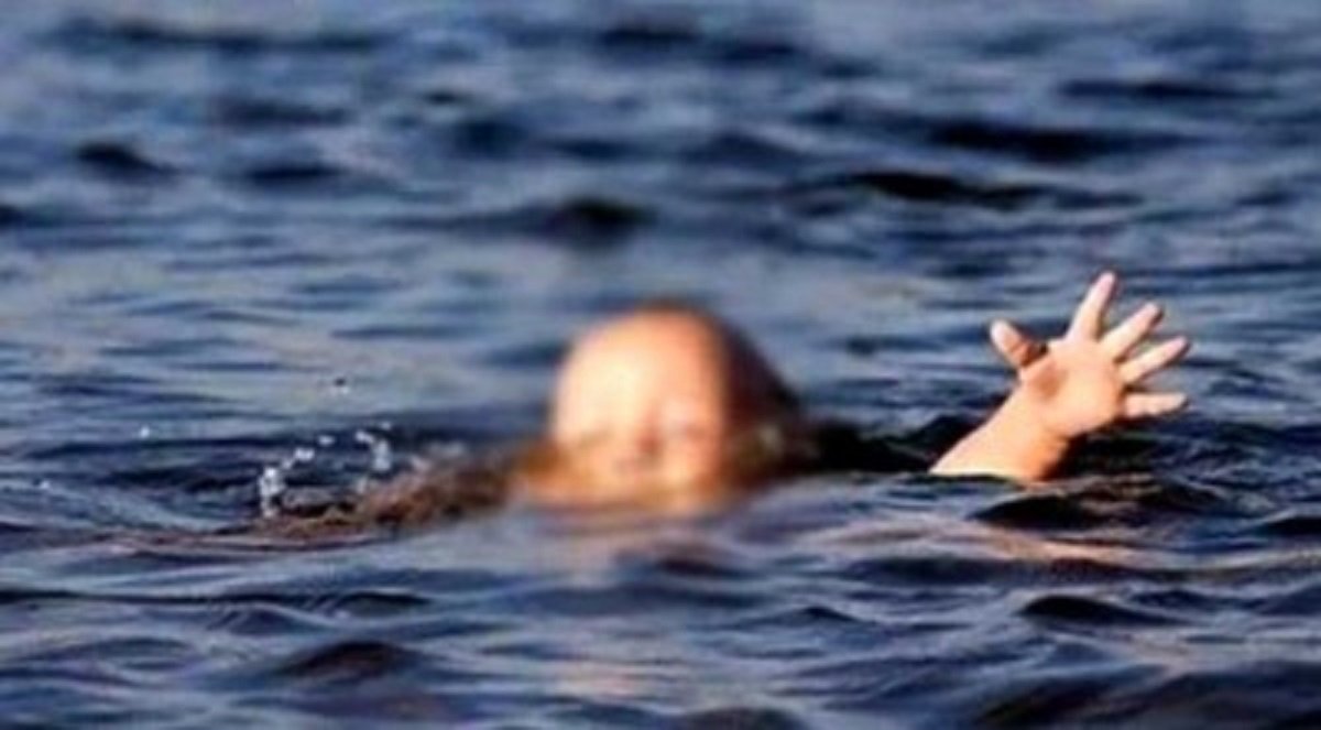 কলাপাড়ায় পৃথক স্থানে পানিতে ডুবে দুই শিশুর মৃত্যু