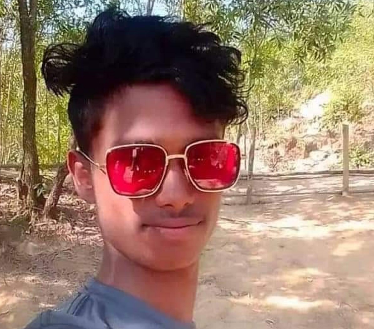 সেহেরি খেয়ে মসজিদে যাওয়ার পথে ছুরিকাঘাতে খুন তরুণ