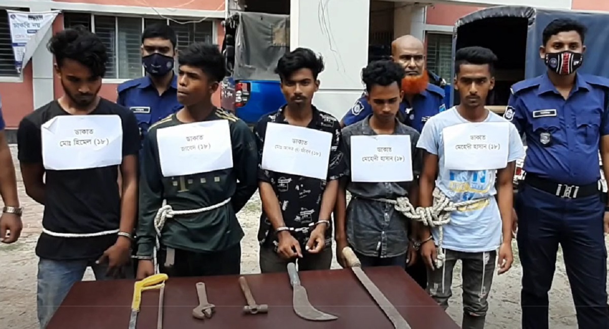 মুন্সিগঞ্জে ডাকাতির প্রস্তুতিকালে আন্তঃজেলা ডাকাতদলের ৫ সদস্য গ্রেফতার