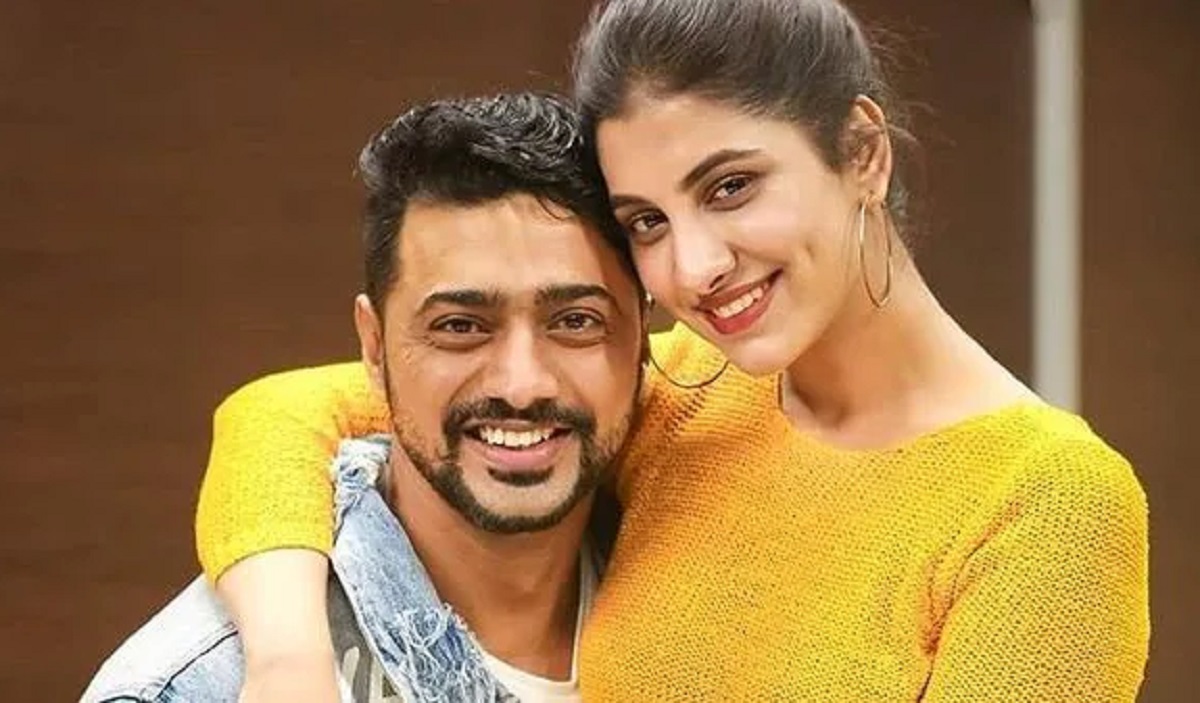 সব জল্পনার অবসান! বিয়ের দিন ঘোষণা দেব-রুক্মিণীর