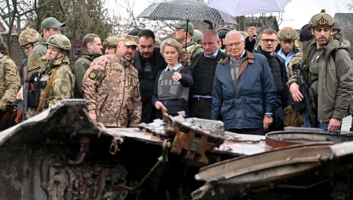 ইউক্রেনকে ইইউ’র সদস্য বানানোর প্রতিশ্রুতি দিলেন কমিশনের প্রধান