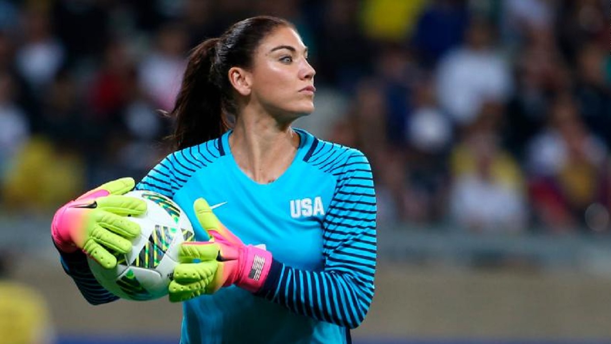 নিজ সন্তানদের ওপর অত্যাচারের অভিযোগে গ্রেফতার সাবেক ফুটবলার