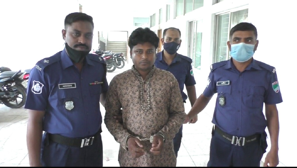 ঝিনাইদহে অস্ত্র মামলার আসামিকে ১৭ বছরের কারাদণ্ড