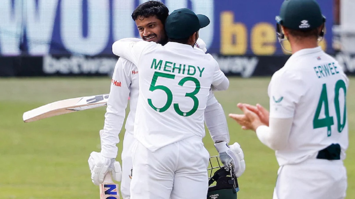 ৭৫ রানে এগিয়ে থেকে দিন শেষ করলো প্রোটিয়ারা