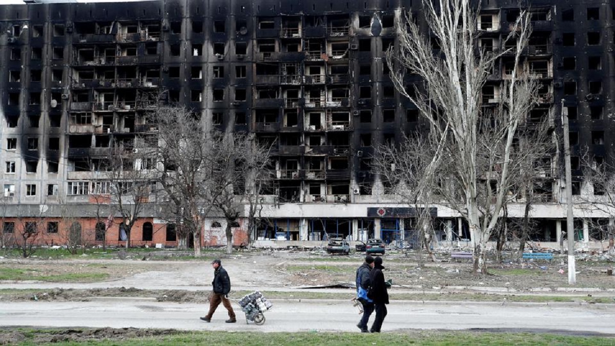 মারিওপোলে অন্তত ২১ হাজার বেসামরিক বাসিন্দাকে হত্যা করা হয়েছে: মেয়র