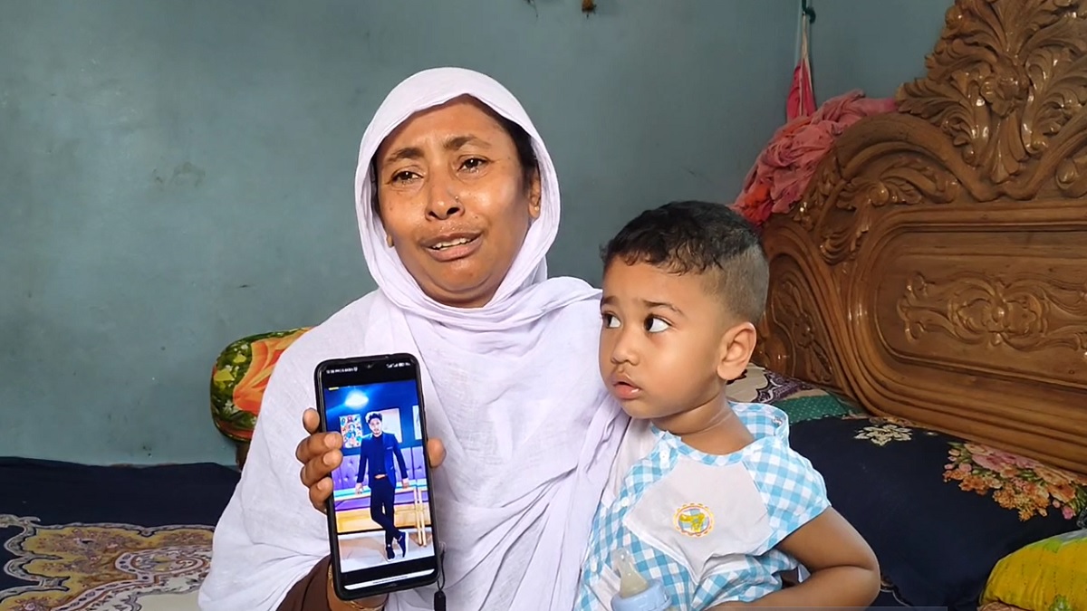 আধিপত্য নিয়ে দ্বন্দ্ব, কাউন্সিলর বাবার সামনেই ছেলে খুন