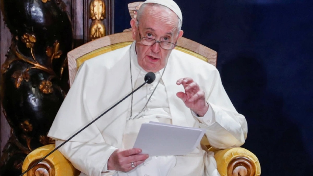 প্রথমবারের মতো পরোক্ষভাবে পুতিনকে নিন্দা জানালেন পোপ