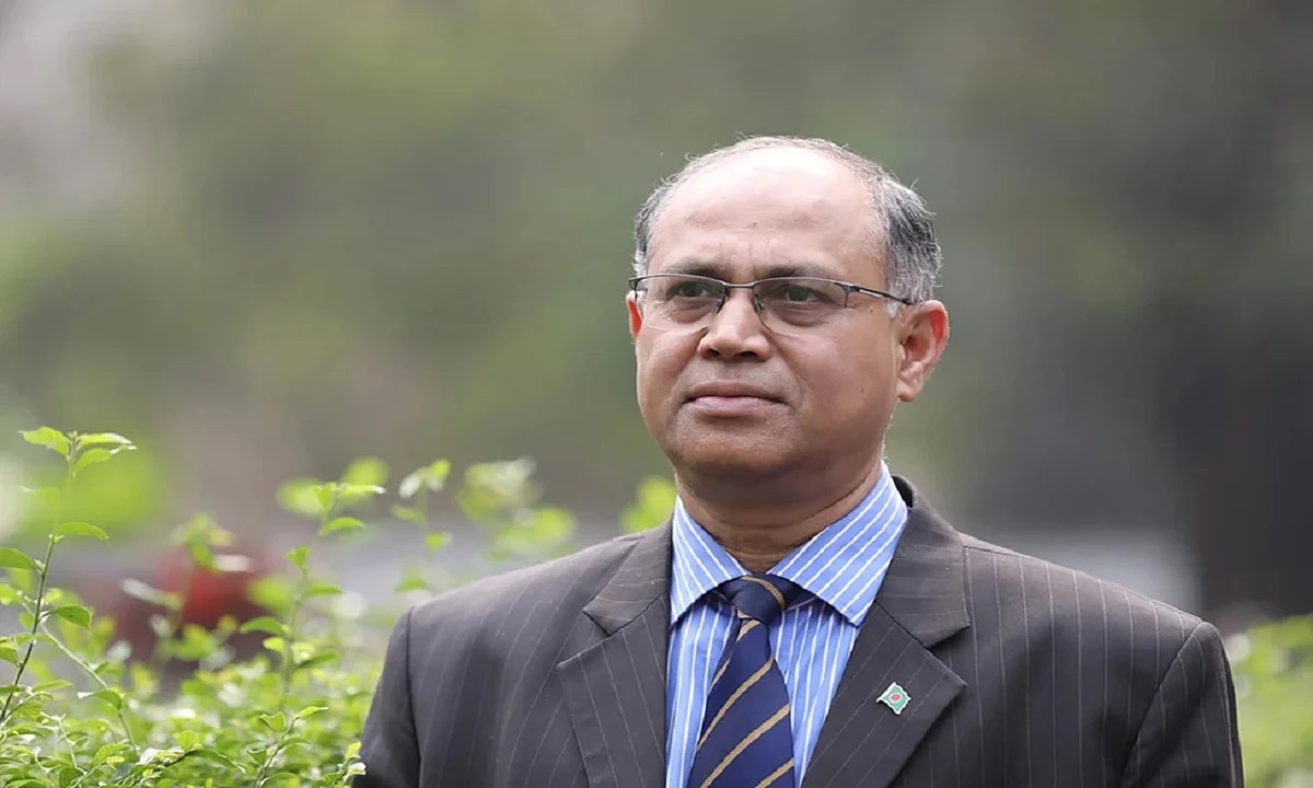 মোশতাককে ‘শ্রদ্ধা’ জানানো ঢাবি অধ্যাপক রহমত উল্লাহকে দায়িত্ব থেকে অব্যাহতি