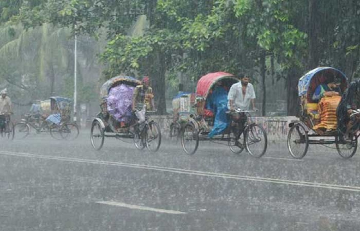 আবারও কালবৈশাখীর বৃষ্টিতে সিক্ত রাজধানী