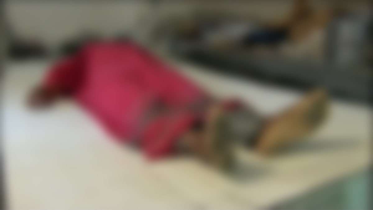 শরিয়তপুরে বাঁধ নির্মাণের ব্লকে চাপা পড়ে শ্রমিক নিহত