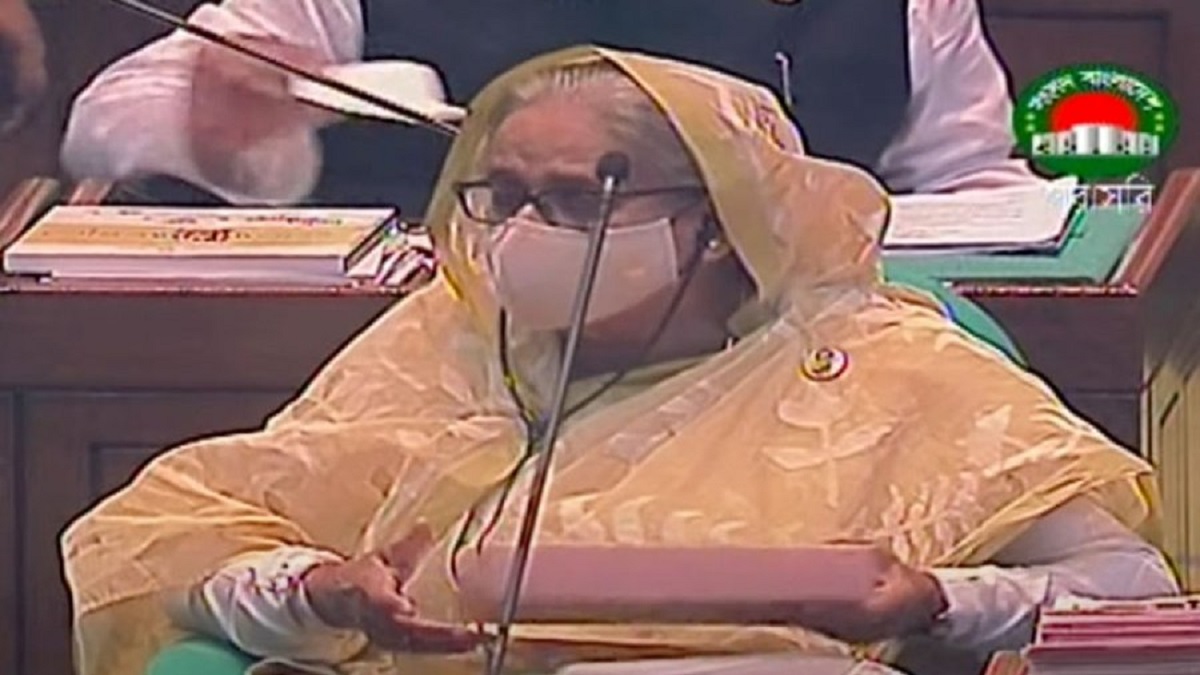 বছরের শেষ নাগাদ পদ্মা সেতু চালুর লক্ষ্যে কাজ চলছে: প্রধানমন্ত্রী