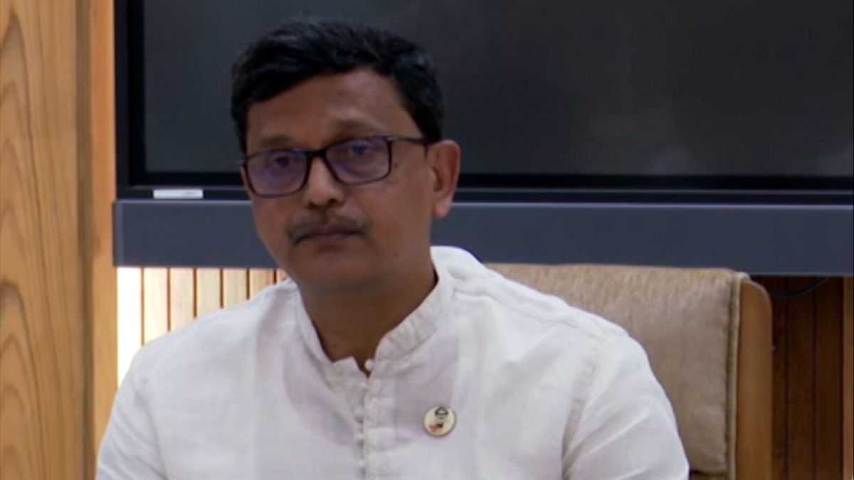 লঞ্চের টিকিট কাটতে লাগবে জাতীয় পরিচয়পত্র: নৌপ্রতিমন্ত্রী