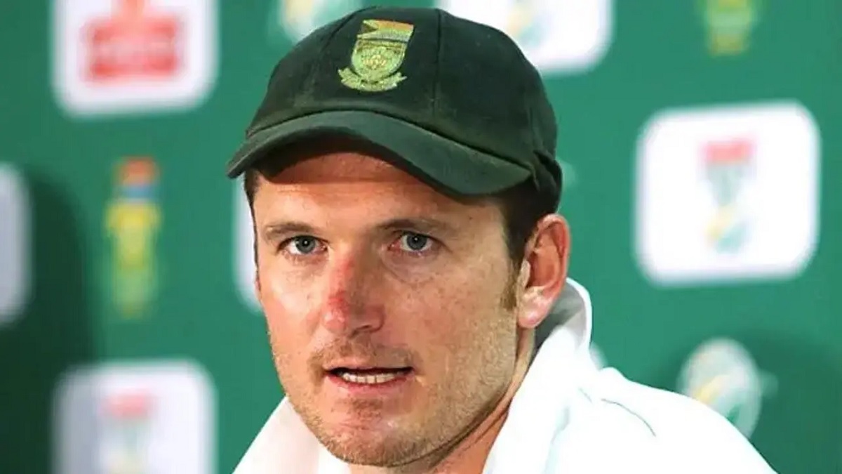 বর্ণবাদের অভিযোগ থেকে মুক্তি পেলেন গ্রায়েম স্মিথ