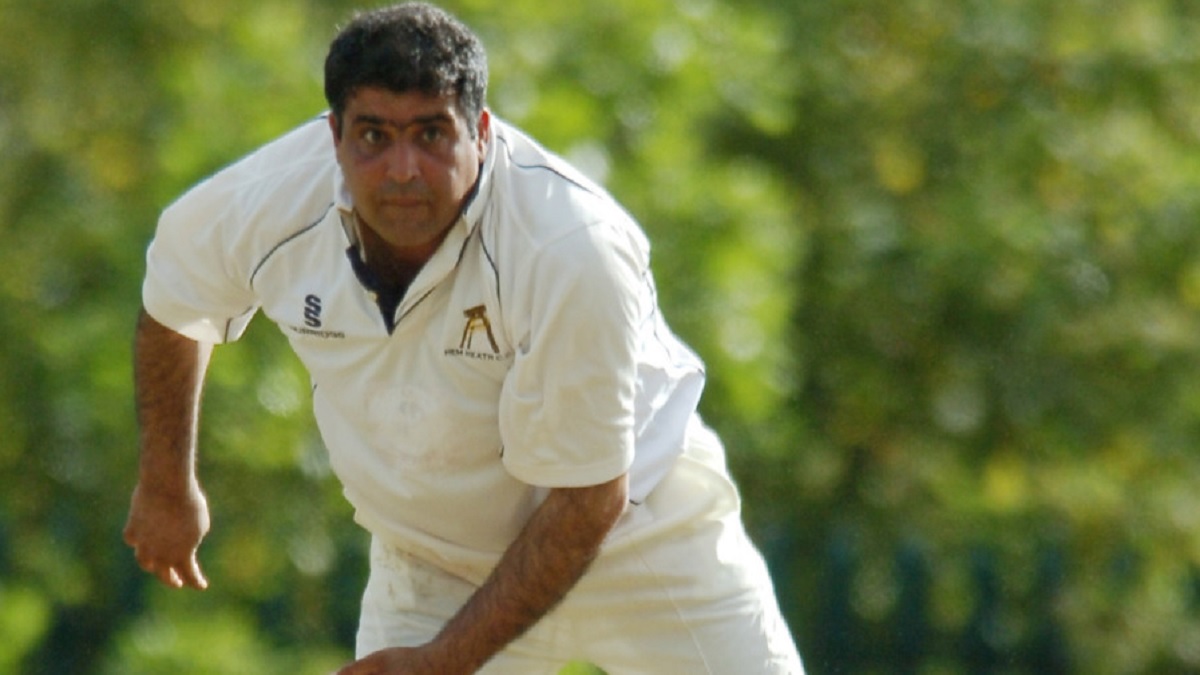 বাংলাদেশে খেলে যাওয়া পাকিস্তানি স্পিনারের মৃত্যু