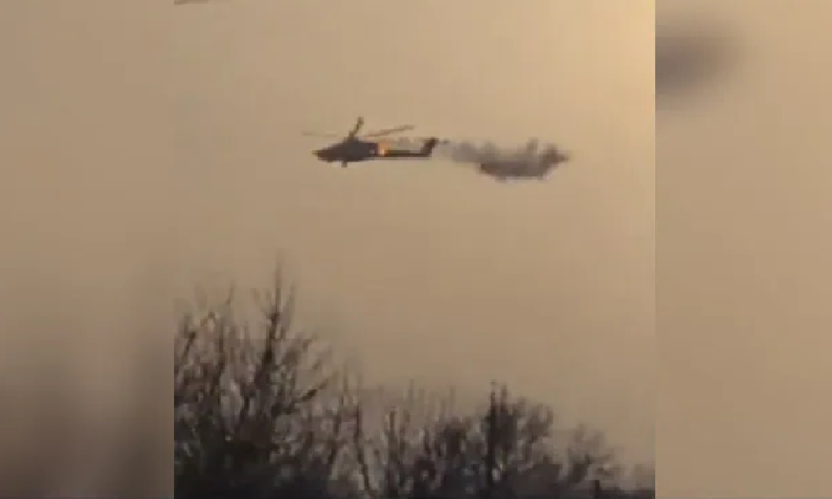 ইউক্রেনের ছোড়া মিসাইলে দুই খণ্ড রুশ হেলিকপ্টার (ভিডিও)