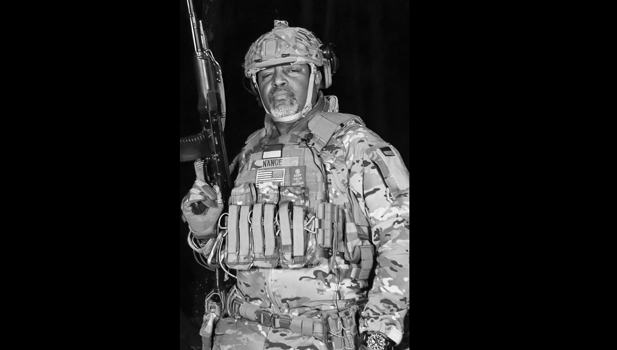 ইউক্রেনে রাশিয়ার বিরুদ্ধে যুদ্ধ করছেন যুক্তরাষ্ট্রের সাবেক নৌ কর্মকর্তা