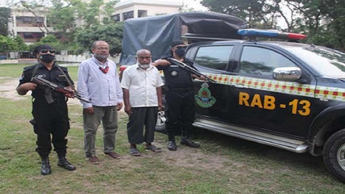 অননুমোদিত ওষুধ ও যৌন উত্তেজক ট্যাবলেটসহ ভুয়া চিকিৎসক মাসুদ আটক