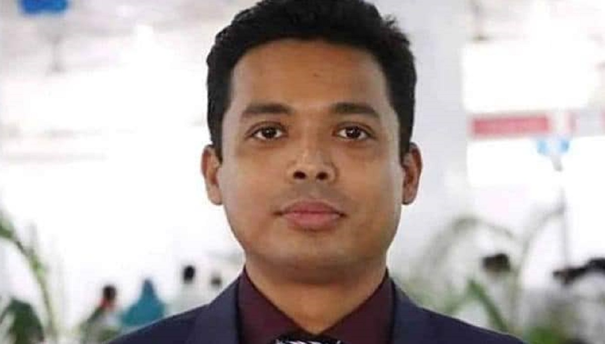 নোয়াখালীতে দিঘীতে সাঁতার কাটতে গিয়ে উপ-কর কমিশনারের মৃত্যু