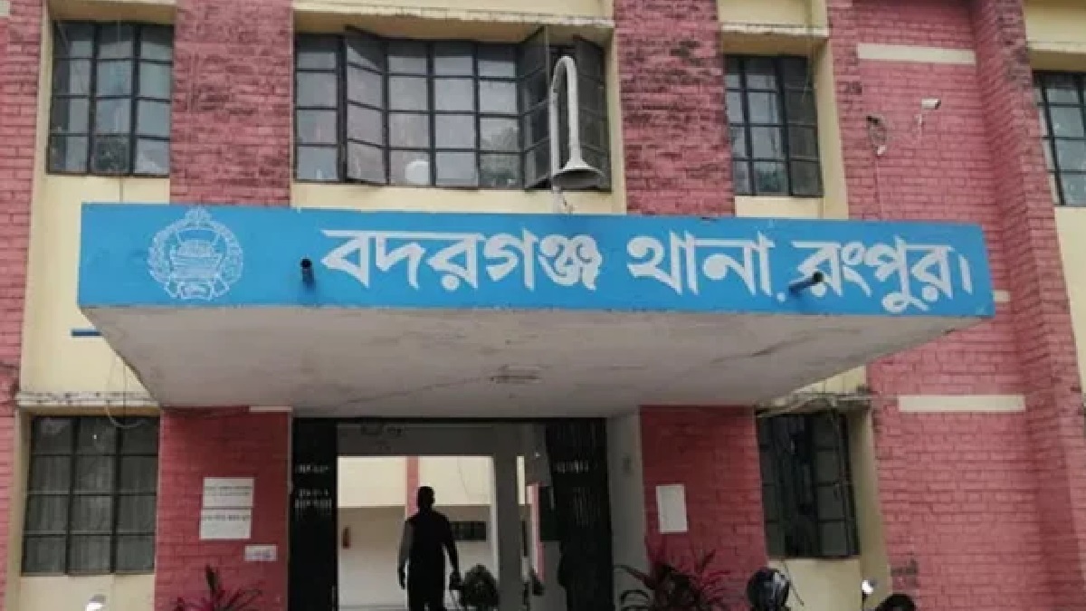 স্বামীর সাথে ঝগড়া করে নিজের গলায় কোপ, রংপুরে গৃহবধূর লাশ উদ্ধার