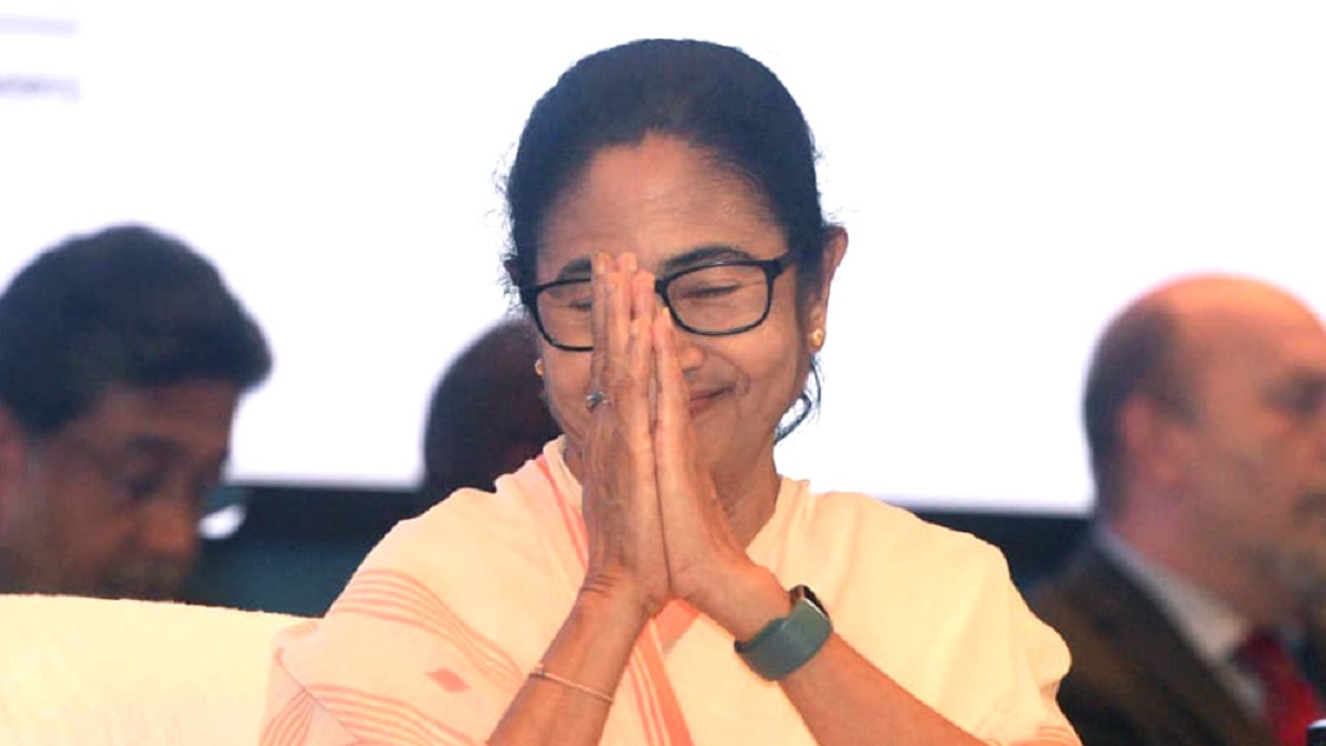 ‘এপাং ওপাং ঝপাং’ ও মমতা ব্যানার্জির আরও দুটি কবিতা