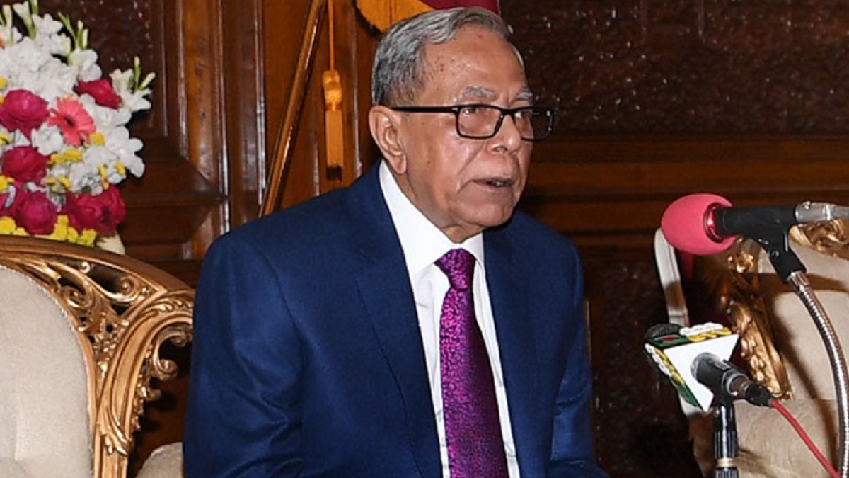 দেশের প্রতিটি বিশ্ববিদ্যালয়ে সময়োপযোগী কারিকুলাম প্রণয়নের নির্দেশ রাষ্ট্রপতির