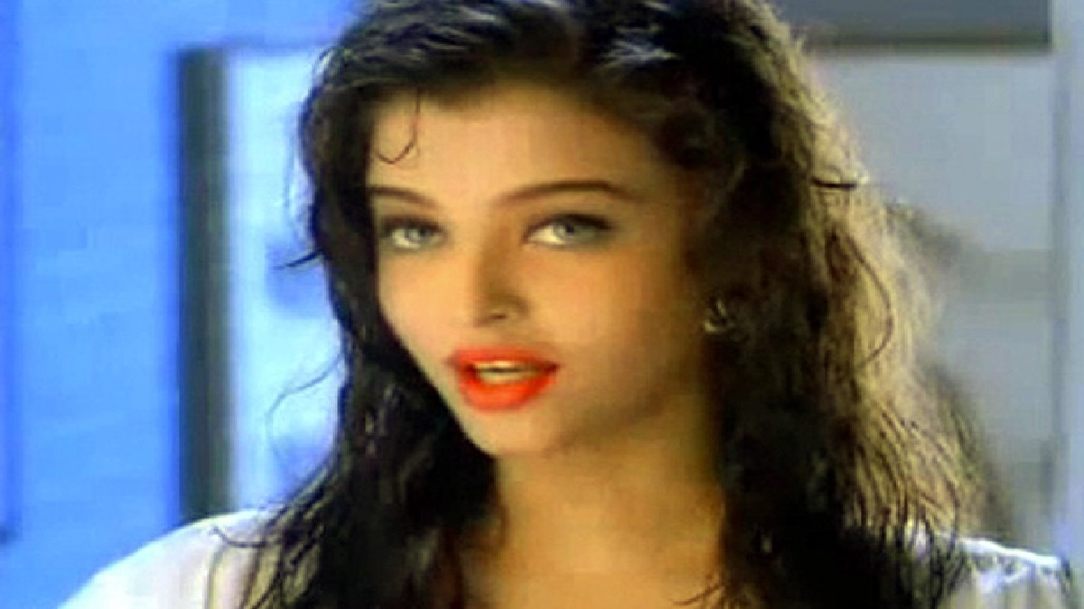 এতো কম টাকায় কাজ করেছেন ঐশ্বরিয়া, জেনে অবাক হবেন