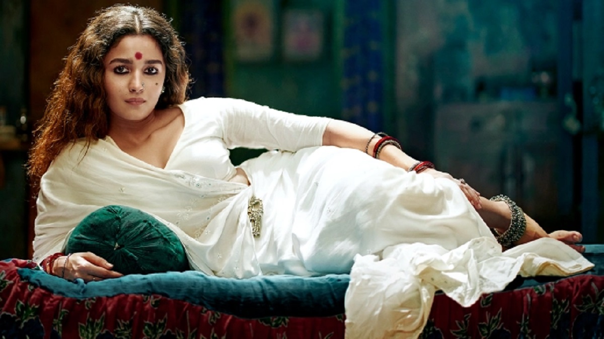 এবার হলিউডে পাড়ি জমালেন আলিয়া, অভিষেক ঘটলো প্রযোজনায়ও