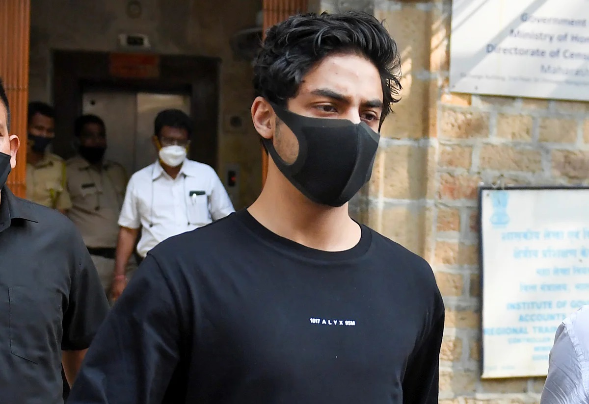 অবশেষে মাদক কাণ্ডে বেকসুর খালাস শাহরুখ পুত্র