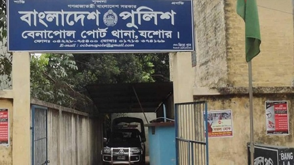 চাঁদা না দেয়ায় যুবদলের উপর ছাত্রলীগের হামলা, আহত ৩