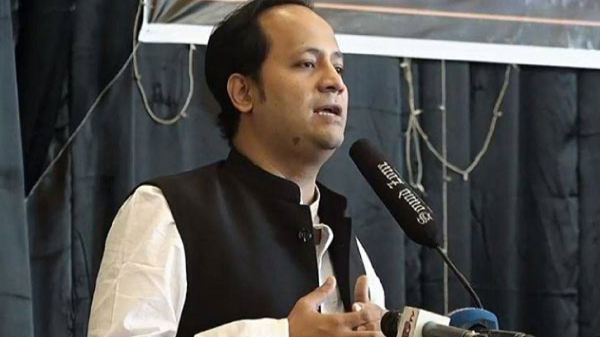 সৃজনশীল কর্মকাণ্ডে শিক্ষার্থীদের দখল বাড়ানোর পরামর্শ শিক্ষা উপমন্ত্রীর