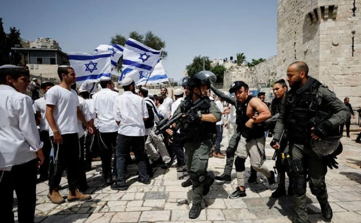 ‘ফ্ল্যাগ মার্চ’র অজুহাতে ফিলিস্তিনিদের ওপর ইহুদি হামলা চলছেই