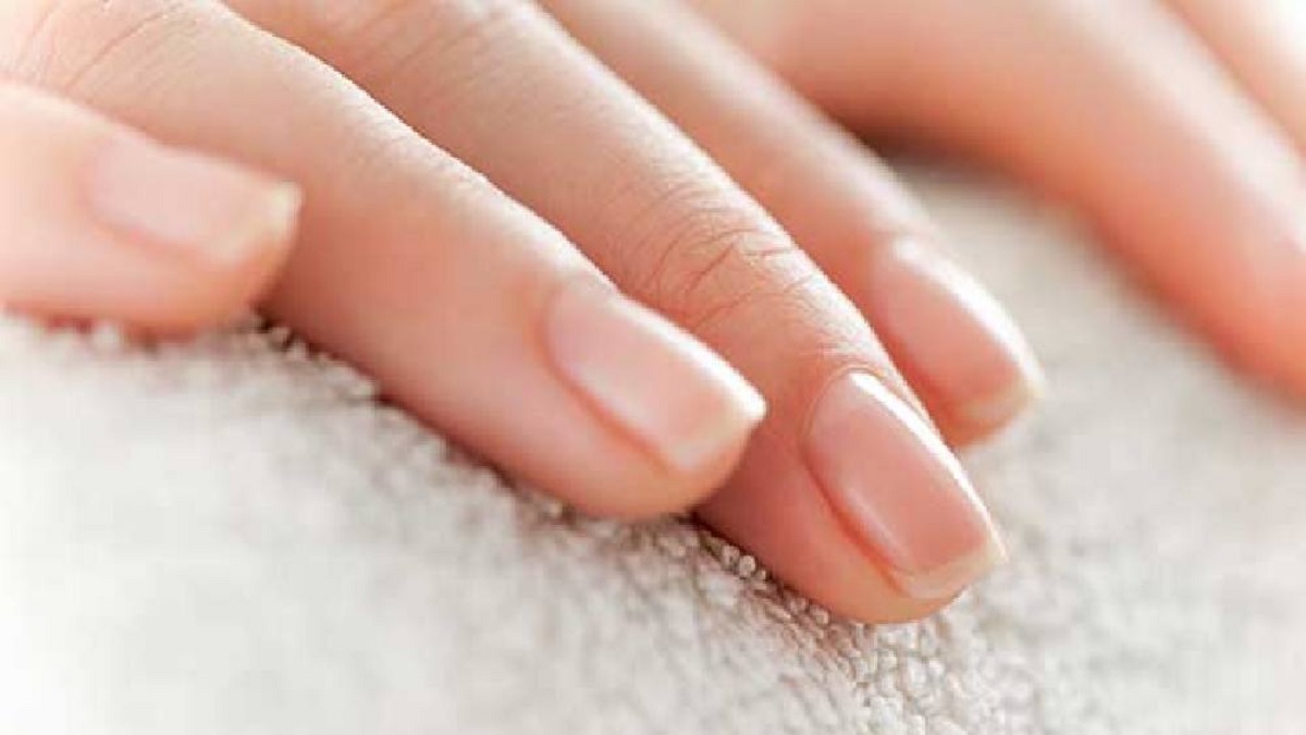 নখ জানান দেবে ফুসফুসের ক্যানসারের সম্ভাবনা