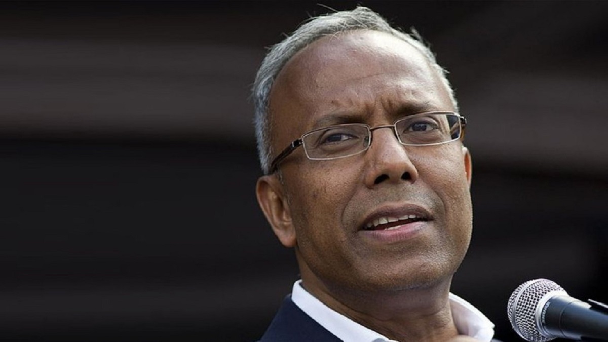 আবারও টাওয়ার হ্যামলেটসের মেয়র নির্বাচিত বাংলাদেশি বংশোদ্ভূত লুৎফুর রহমান