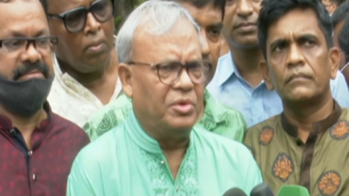 ক্ষমতা হারানোর ভয়ে তত্ত্বাবধায়ক সরকার দিতে চায় না আওয়ামী লীগ: রিজভী