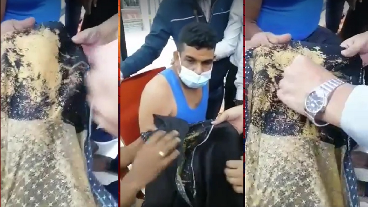 জামা, প্যান্ট ও জাঙ্গিয়ার ভেতরে পেস্ট করে স্বর্ণ চোরাচালান করছিলেন তিনি