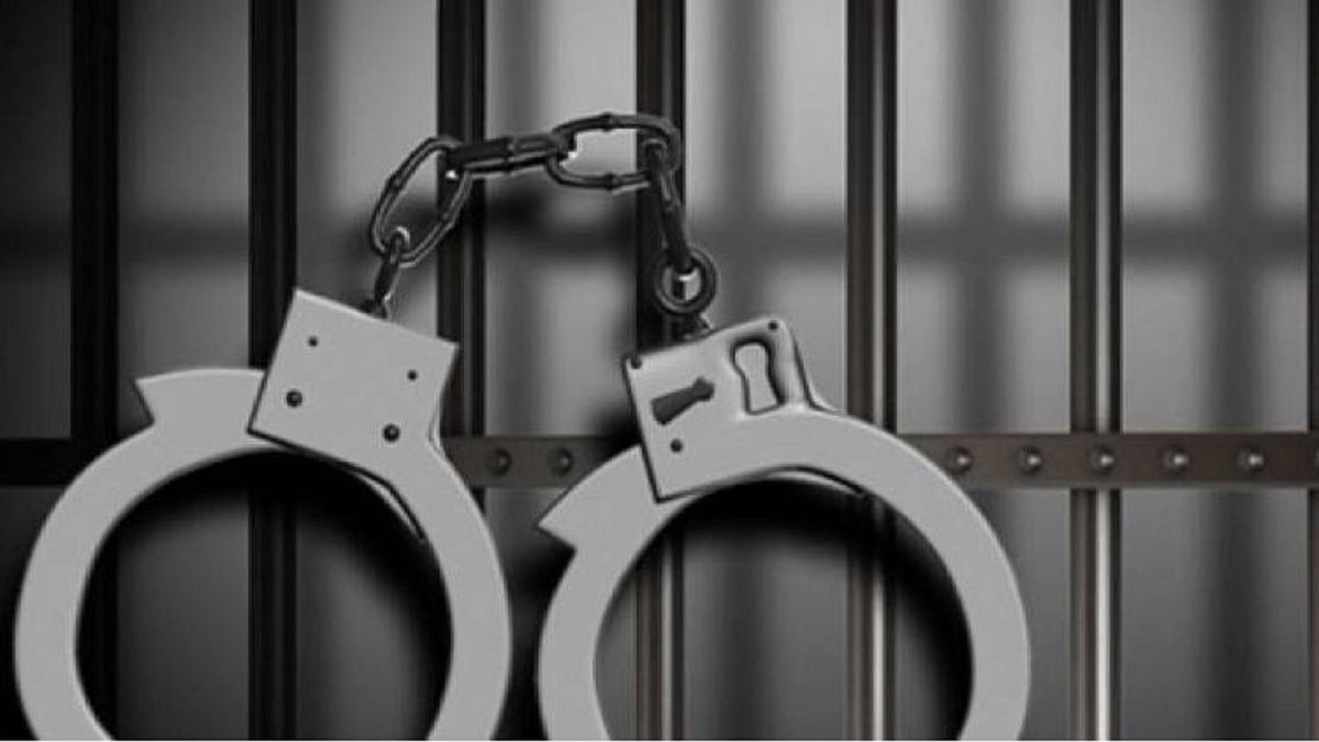 অস্ত্র ও গুলিসহ কুখ্যাত ডাকাত সাজ্জাদ আটক