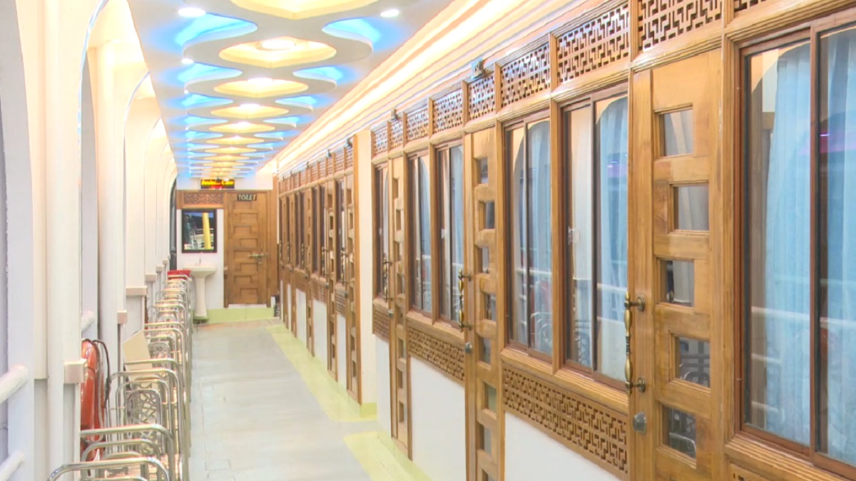 যাত্রী নেই, অর্ধেক কেবিন ফাঁকা রেখেই চলছে বরিশালের লঞ্চ