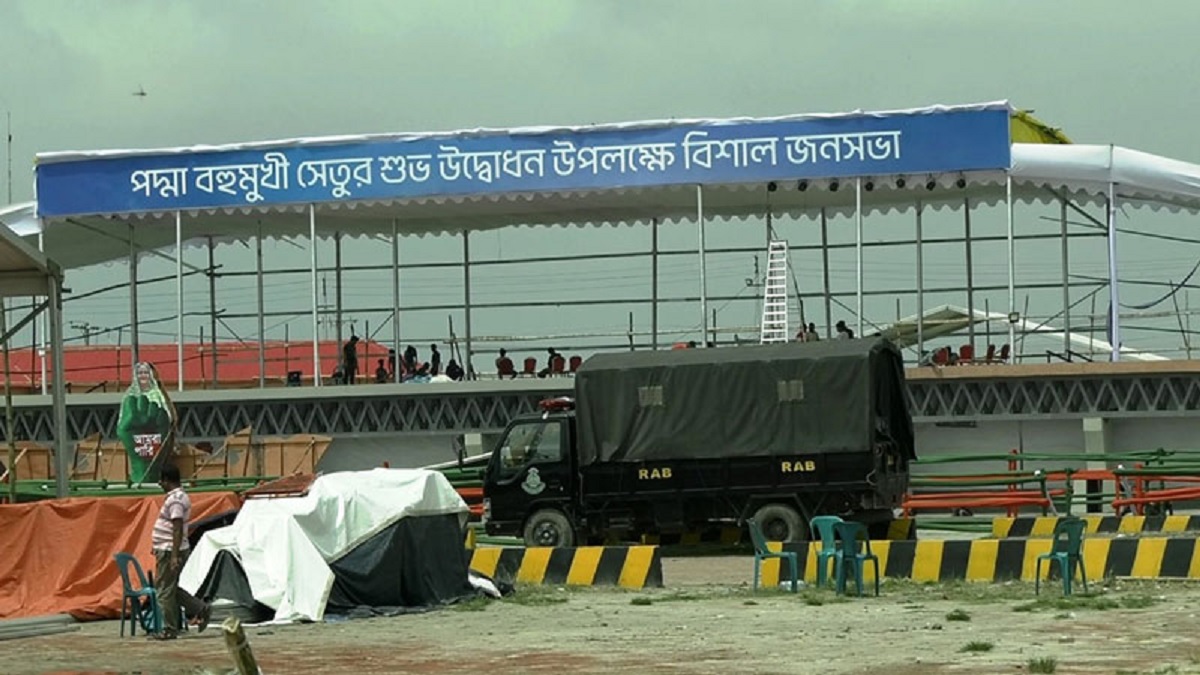 পদ্মা সেতুর উদ্বোধনী অনুষ্ঠান ঘিরে চলছে শেষ মুহূর্তের প্রস্তুতি