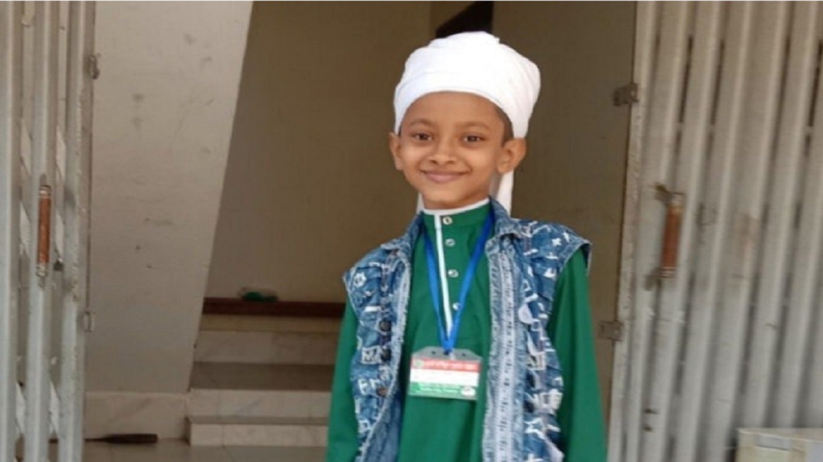 পিরোজপুরে মোটরসাইকেল চাপায় প্রাণ গেল মাদরাসা ছাত্রের