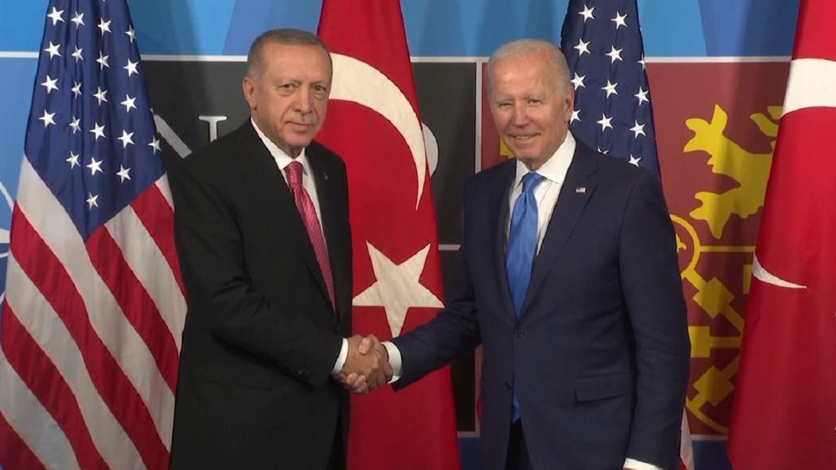 বাইডেন-এরদোগান বৈঠক: তুর্কি প্রেসিডেন্টের প্রশংসা করলেন মার্কিন প্রেসিডেন্ট