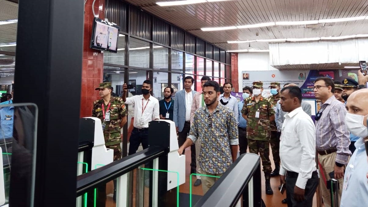 শাহজালাল বিমানবন্দরে ই-গেট চালু; ইমিগ্রেশন সম্পন্ন করা যাবে ১৮ সেকেন্ডে