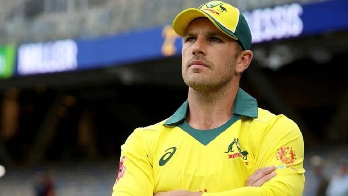 সঙ্কটময় সময়ে শ্রীলঙ্কা সফরে এসে যে বার্তা দিলেন ফিঞ্চ