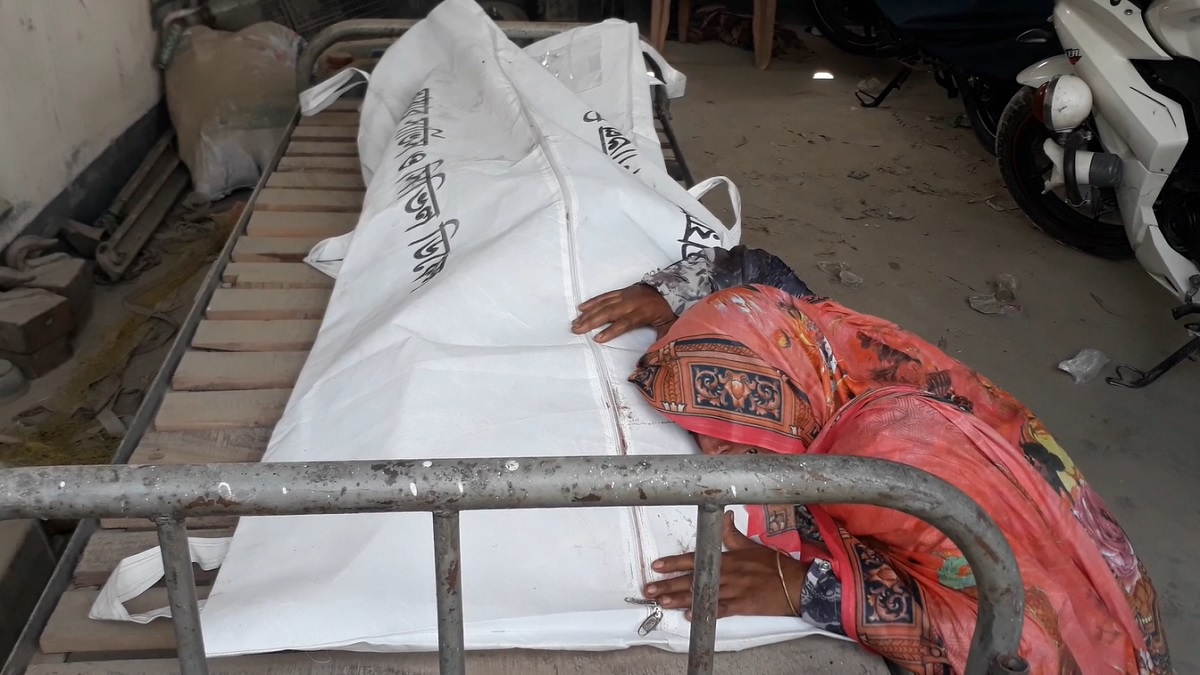 গাইবান্ধায় বাস-মোটরসাইকেলের সংঘর্ষে মোটরসাইকেল আরোহী নিহত